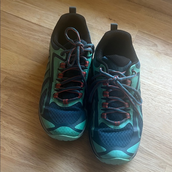 Merrell Women's Teal and Black Athletic Shoes - Picture 2 of 5